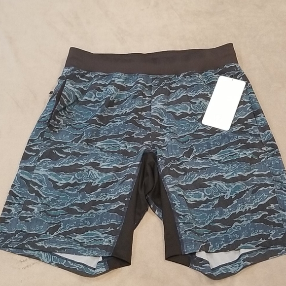 lululemon athletica Other - Large Blue Lululemon Linerless 9" T.H.E Shorts